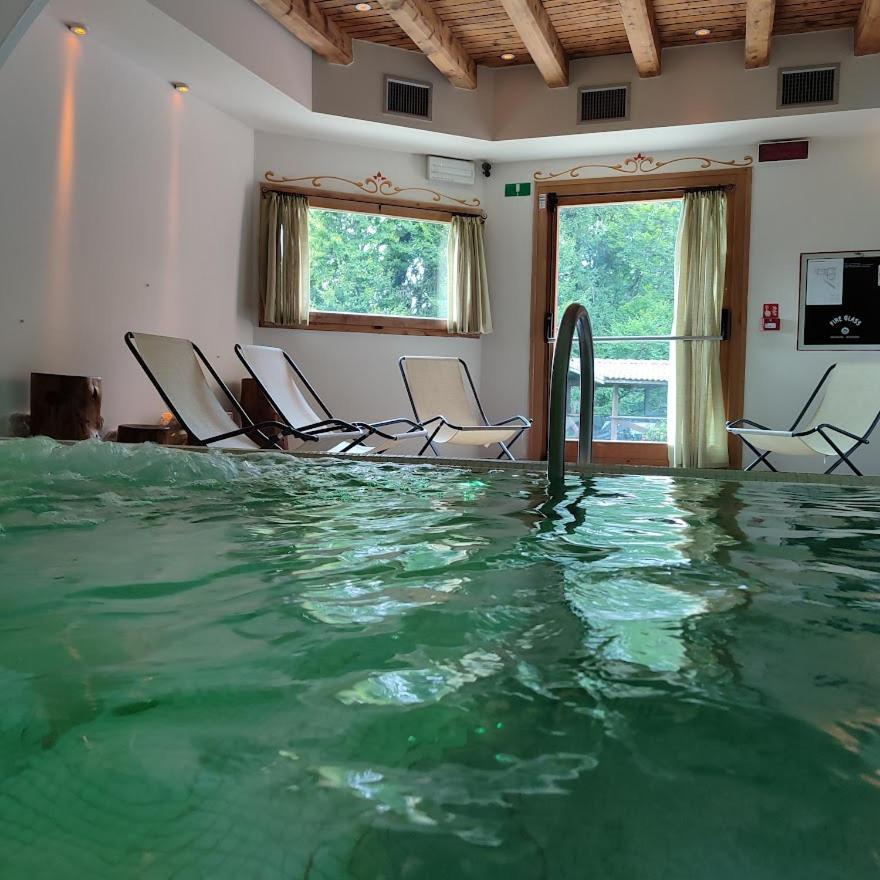 Albergo Villa Cristina فولاريا المظهر الخارجي الصورة