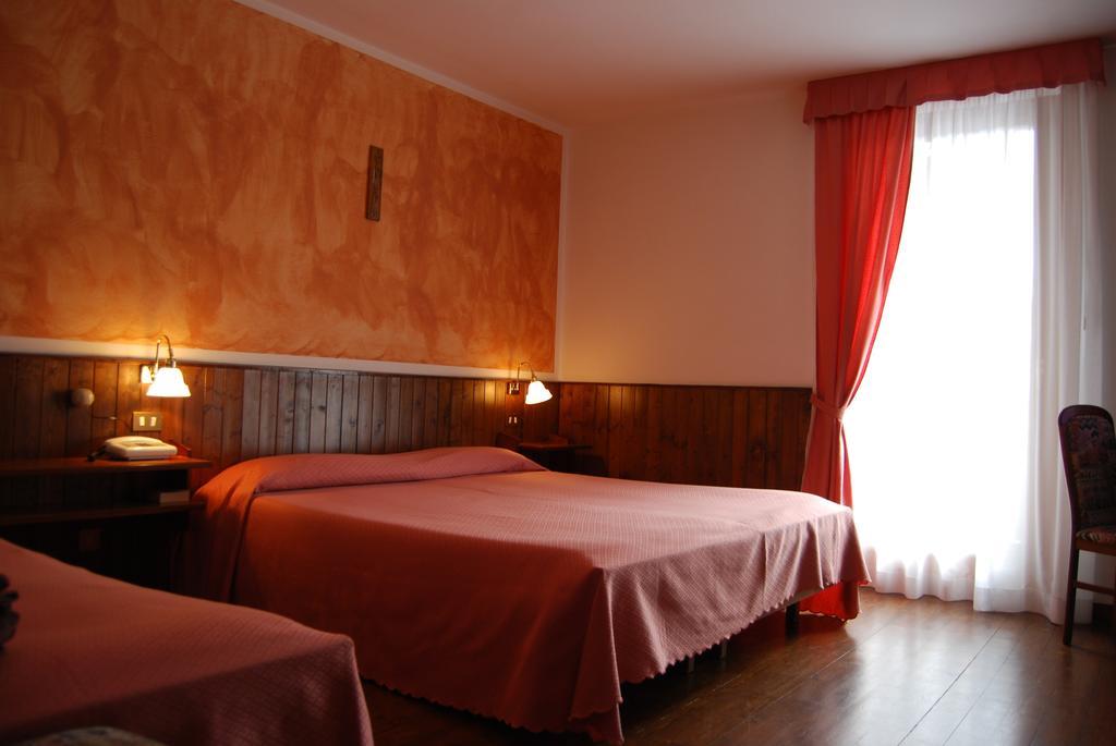 Albergo Villa Cristina فولاريا الغرفة الصورة